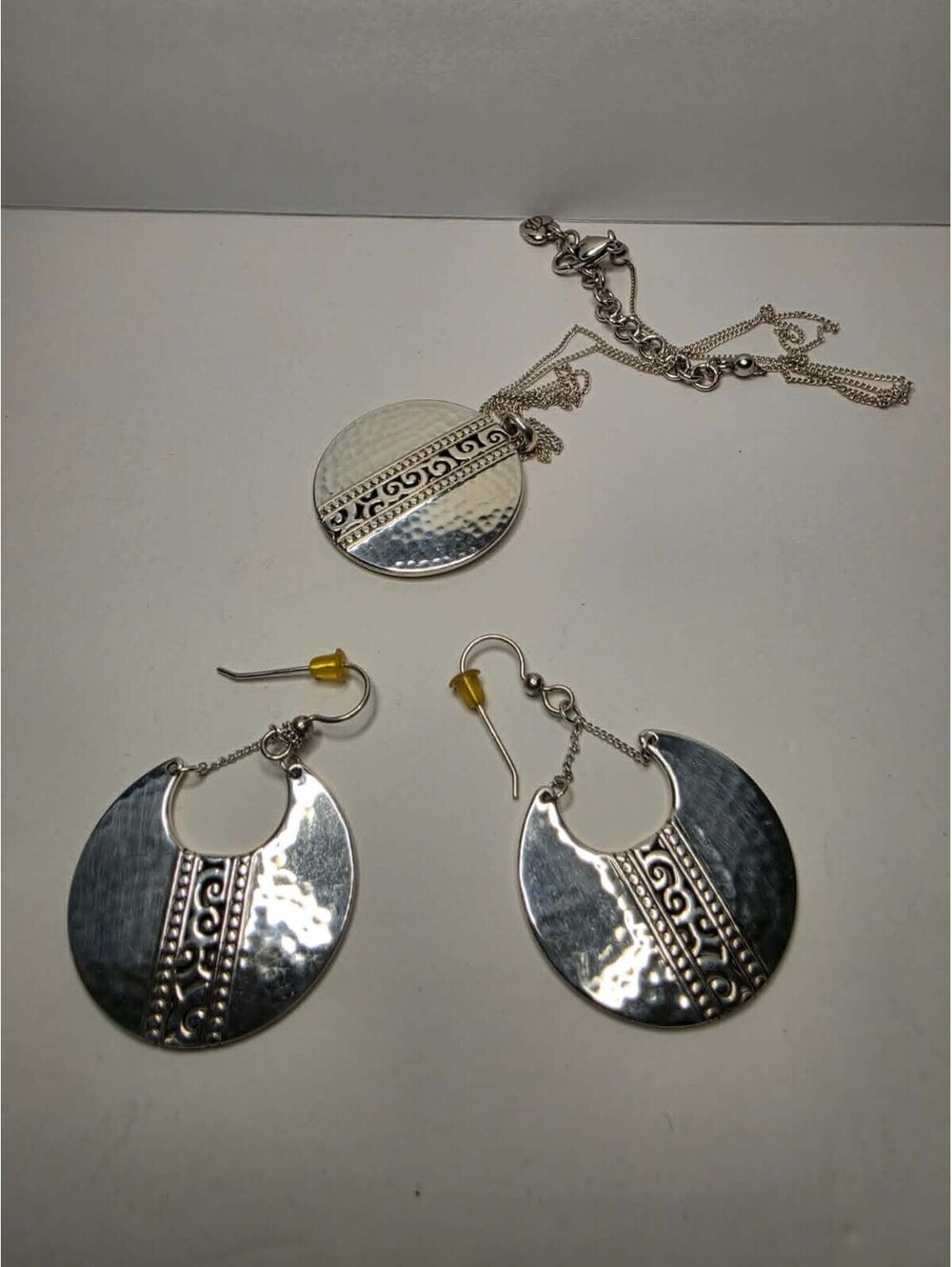 Brighton Silver Plated Mingle Disc Necklace Hammered 27 In + Earrings SET